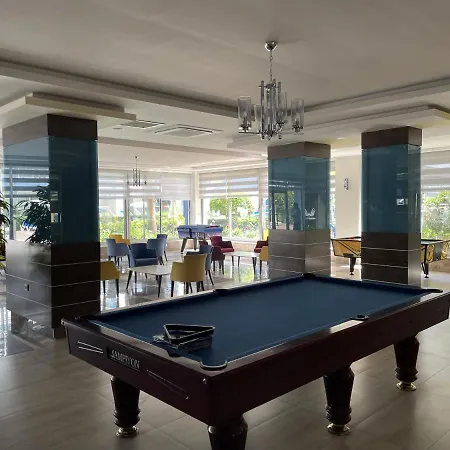 Sa Apartments! 300m To The