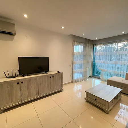 Апартаменты Sa Apartments! 300m To The Алания