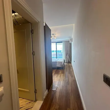Διαμέρισμα Sa Apartments! Beachfront With Sea View & Pool *